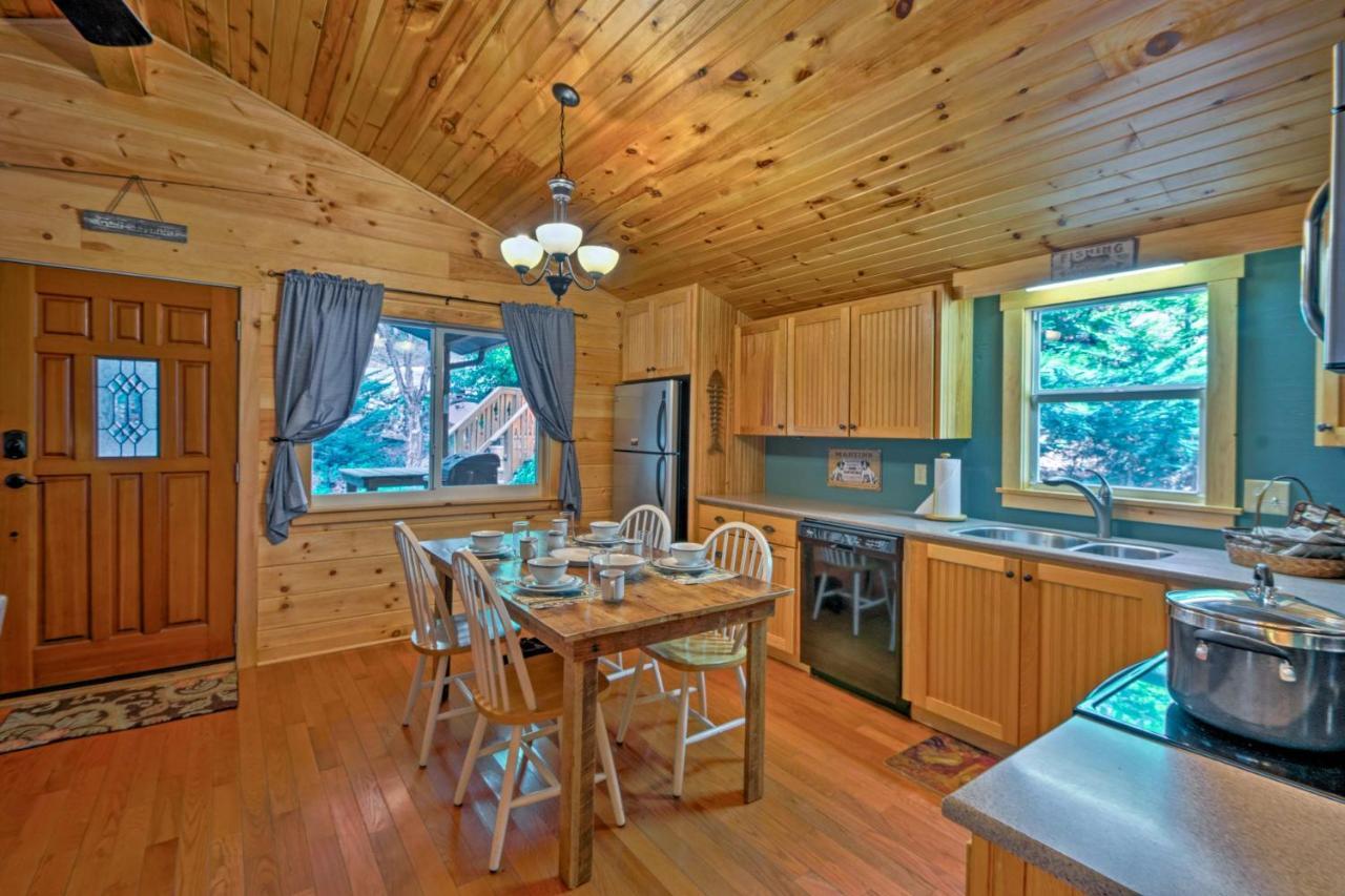 Bryson City Cabin With Fire Pit On Coopers Creek! 외부 사진